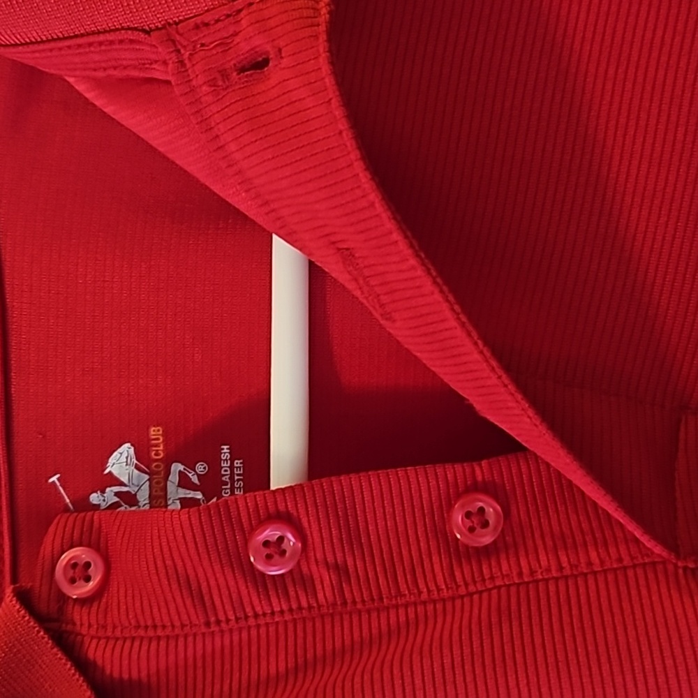 Red Textured Collared Polo Shirt - Picture 8 of 10